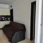 Апартамент Garden Of Eden Ground Floor With Pool And Sea View *